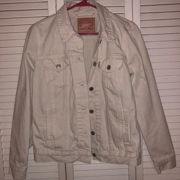 cream levis jacket